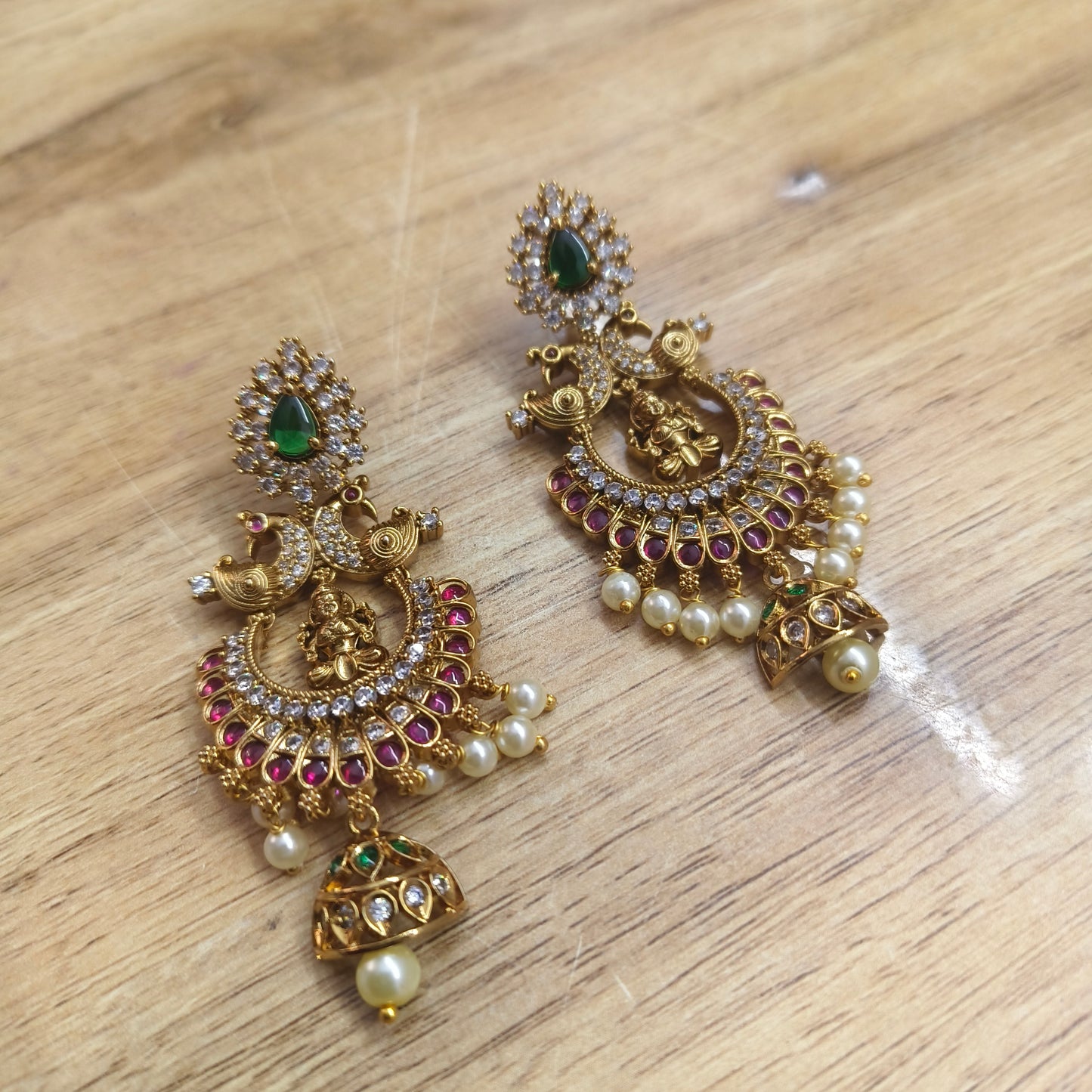 Chandhbali earrings