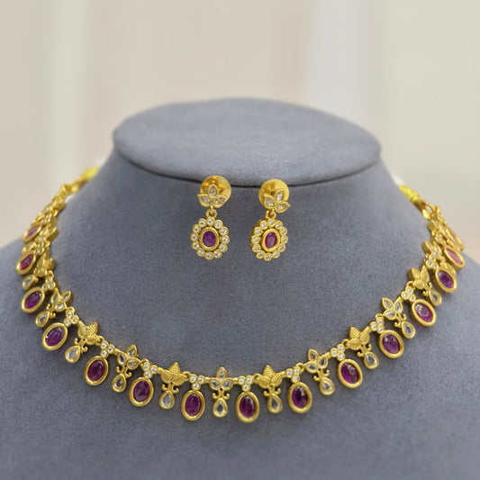 White & pink neck set