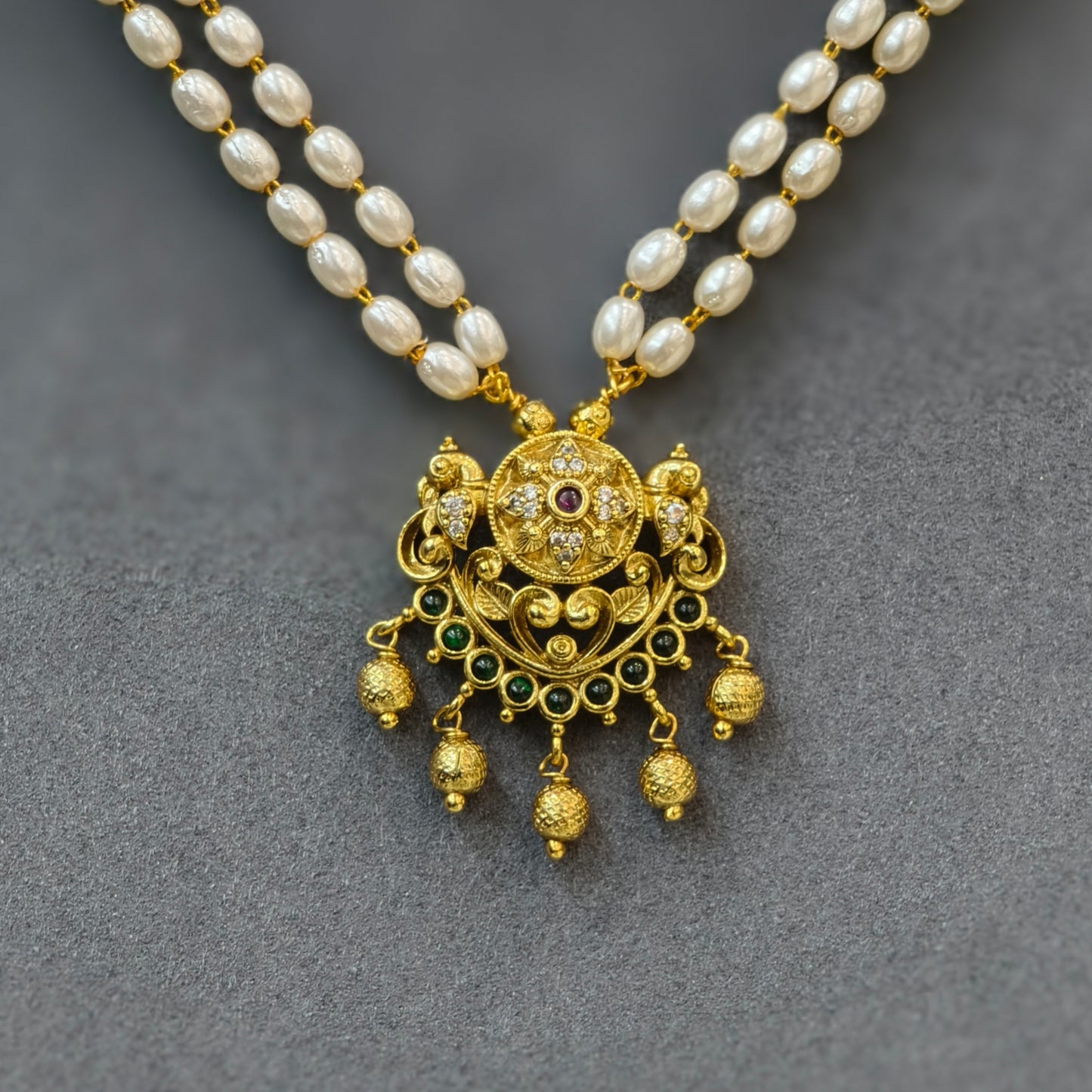 pearl chain