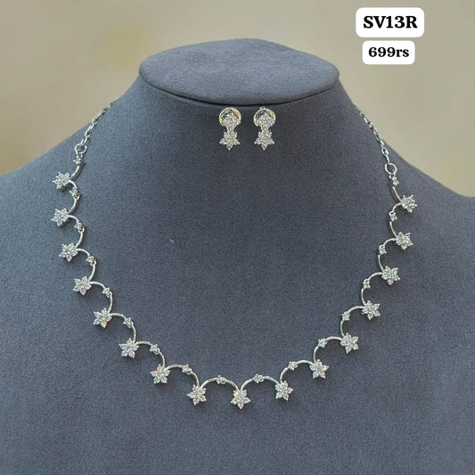 White Stone Short Neckset