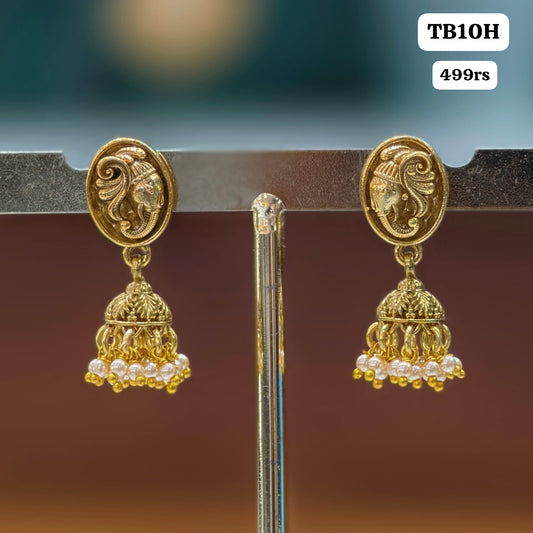 Ganesh stud with butta earrings