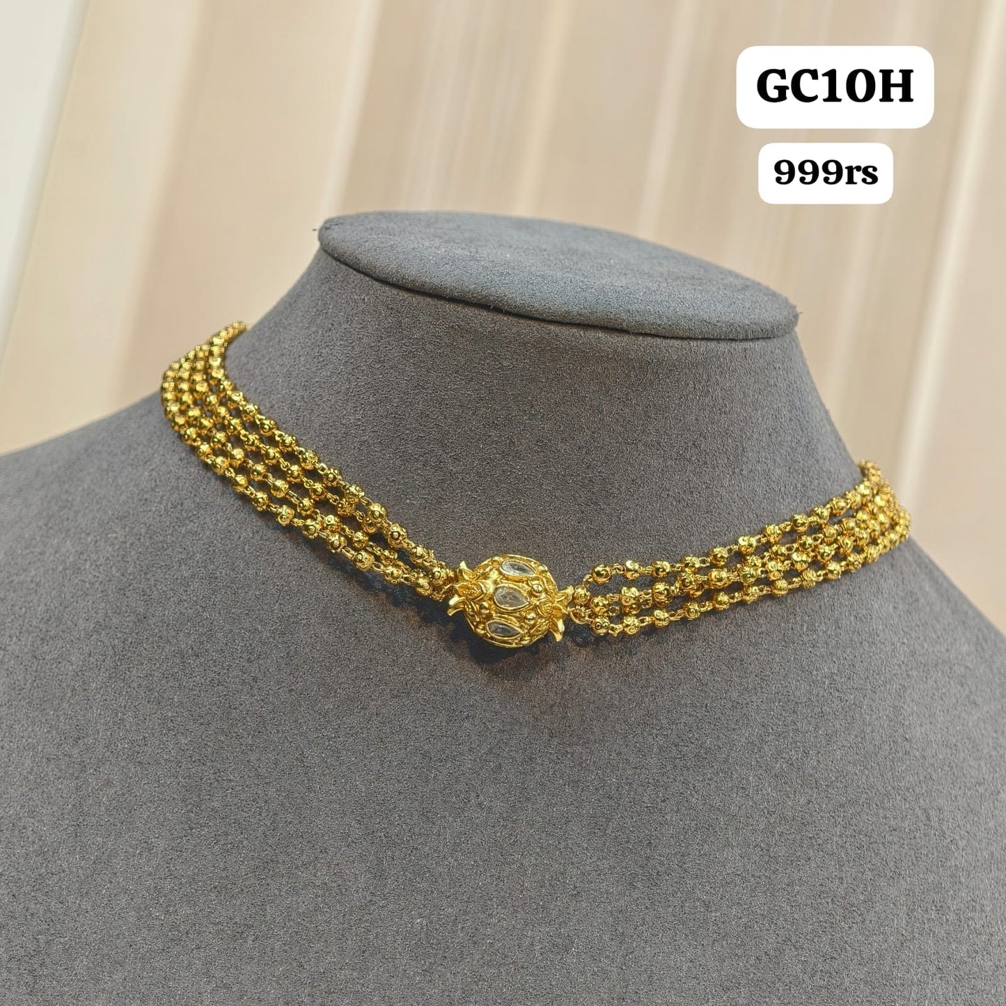 Nakshi bead chocker