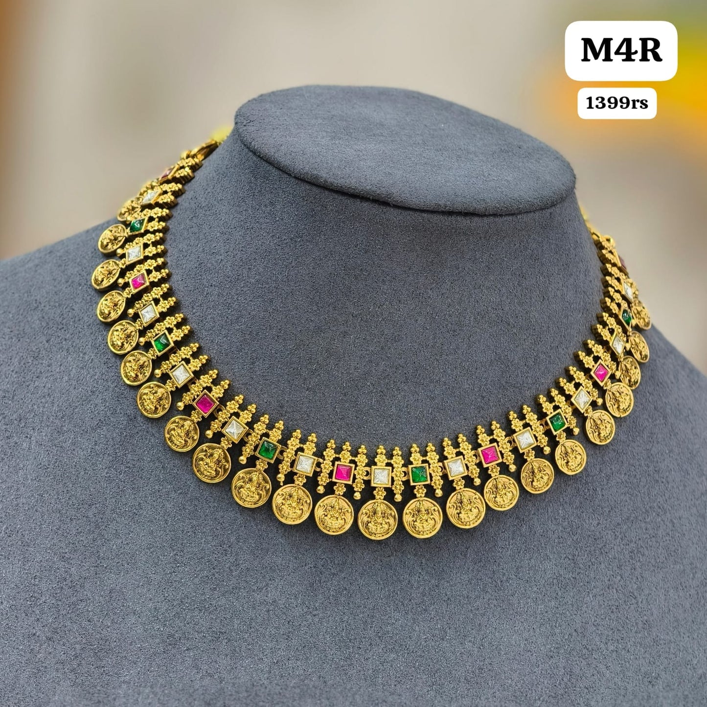 Short Neckset (Multi Stone)