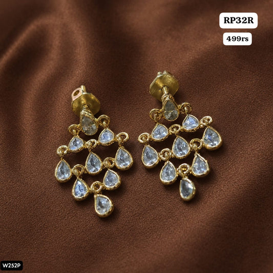 Earrings (White)