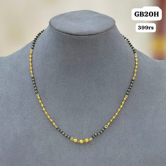 3 Balls Short Black & Gold Beads