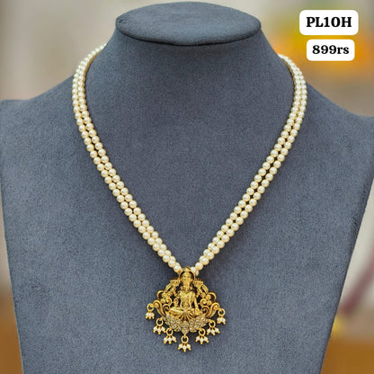 Laxmi Pendant with swarovski beads