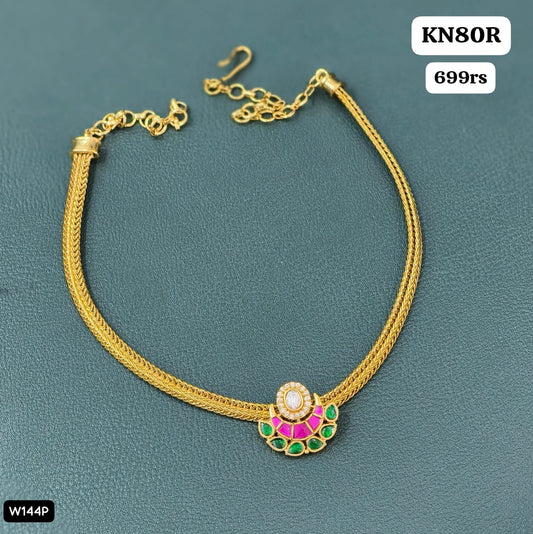 Kundan pendant with Nanu patti