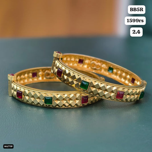 Bangles (2.4)