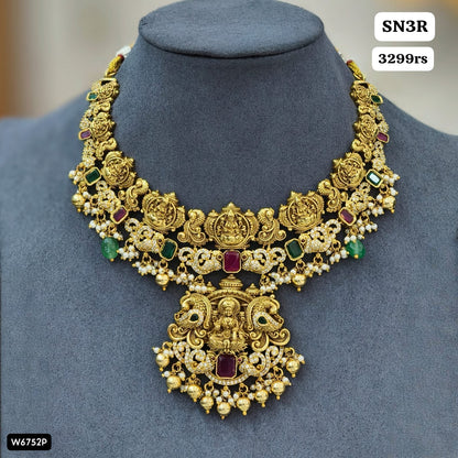 Laxmi Short Haram