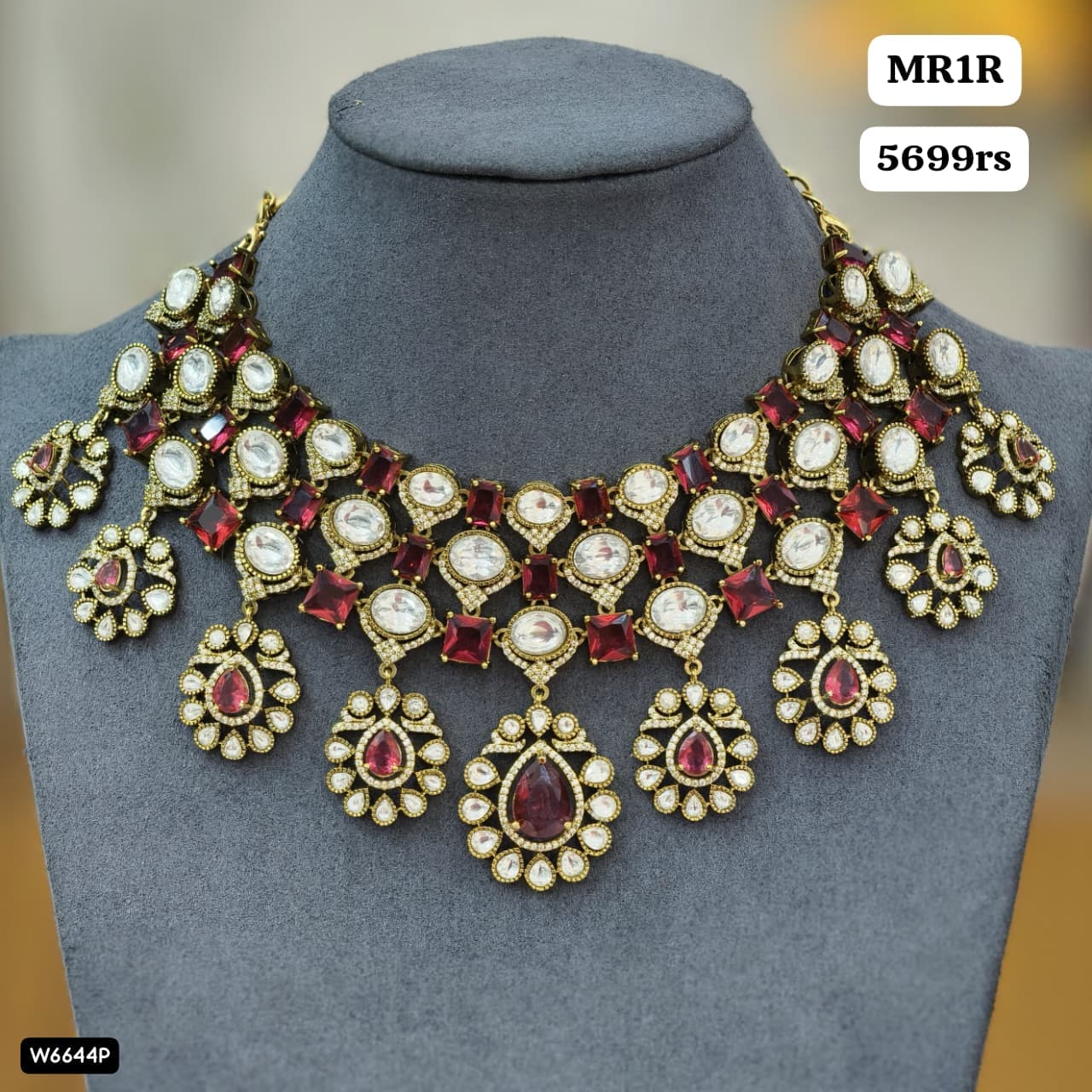 Victorian Chocker (Ruby stone)
