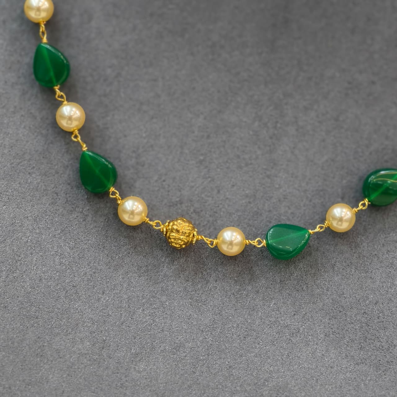 Green beads chain