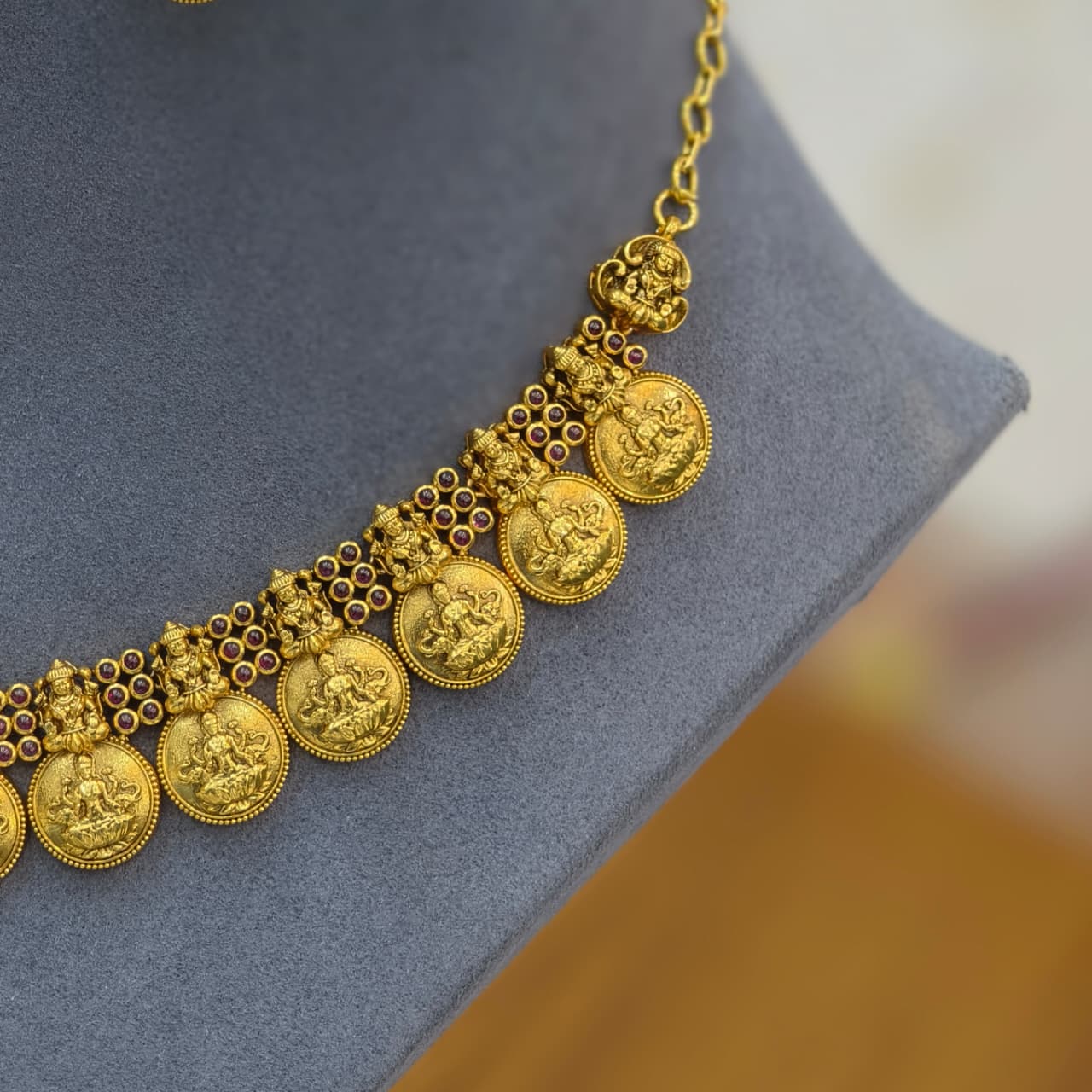 Laxmi Short Neckset