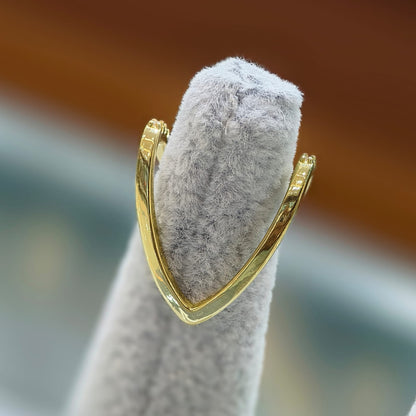 White stone Vanki Ring