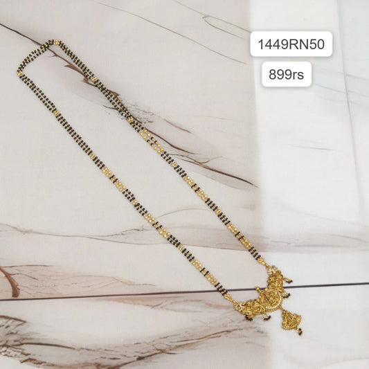 Long black beads( beads will be different)