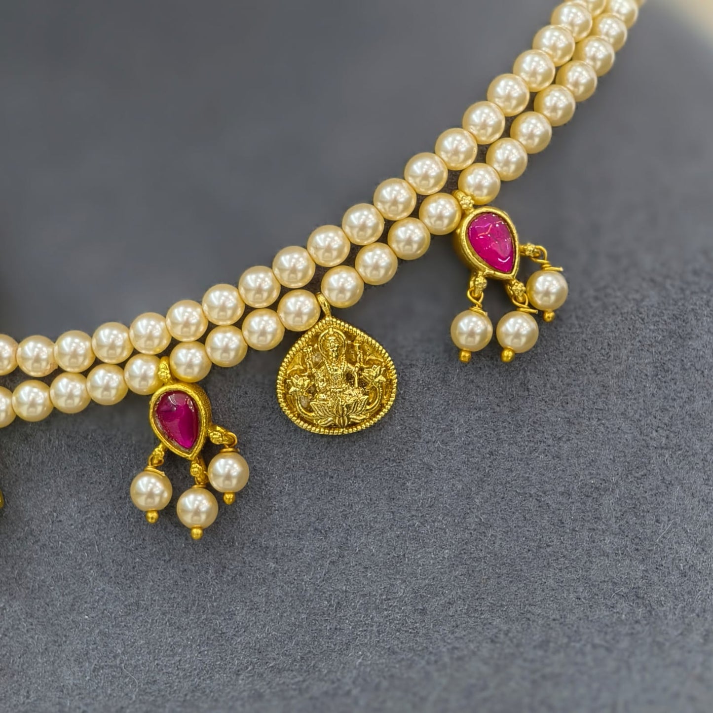 Kundan & Swarovski Beads Chocker