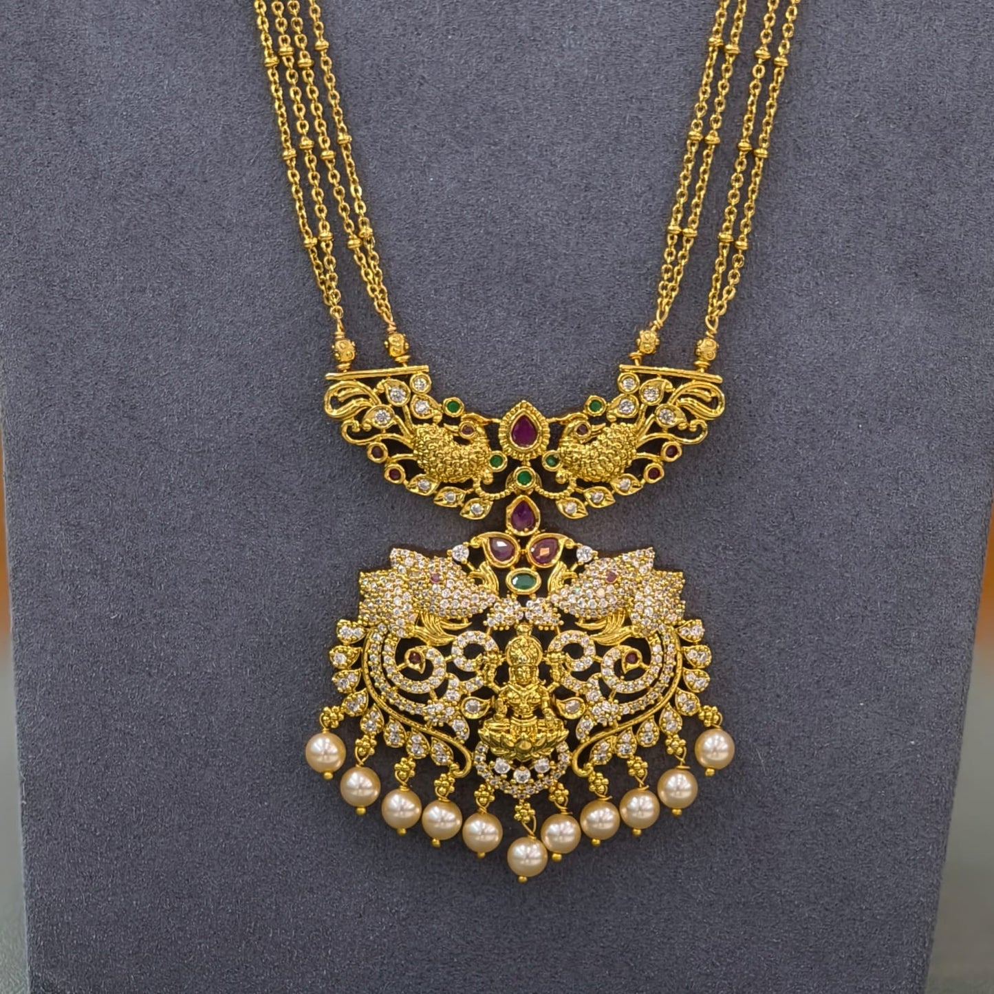 Pendant with Chandraharam