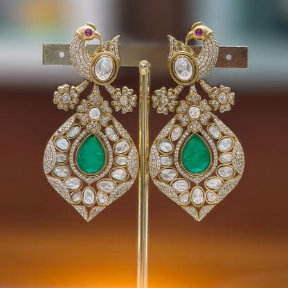 Green Victorian Neckset