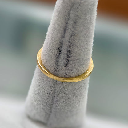 White stone Ring