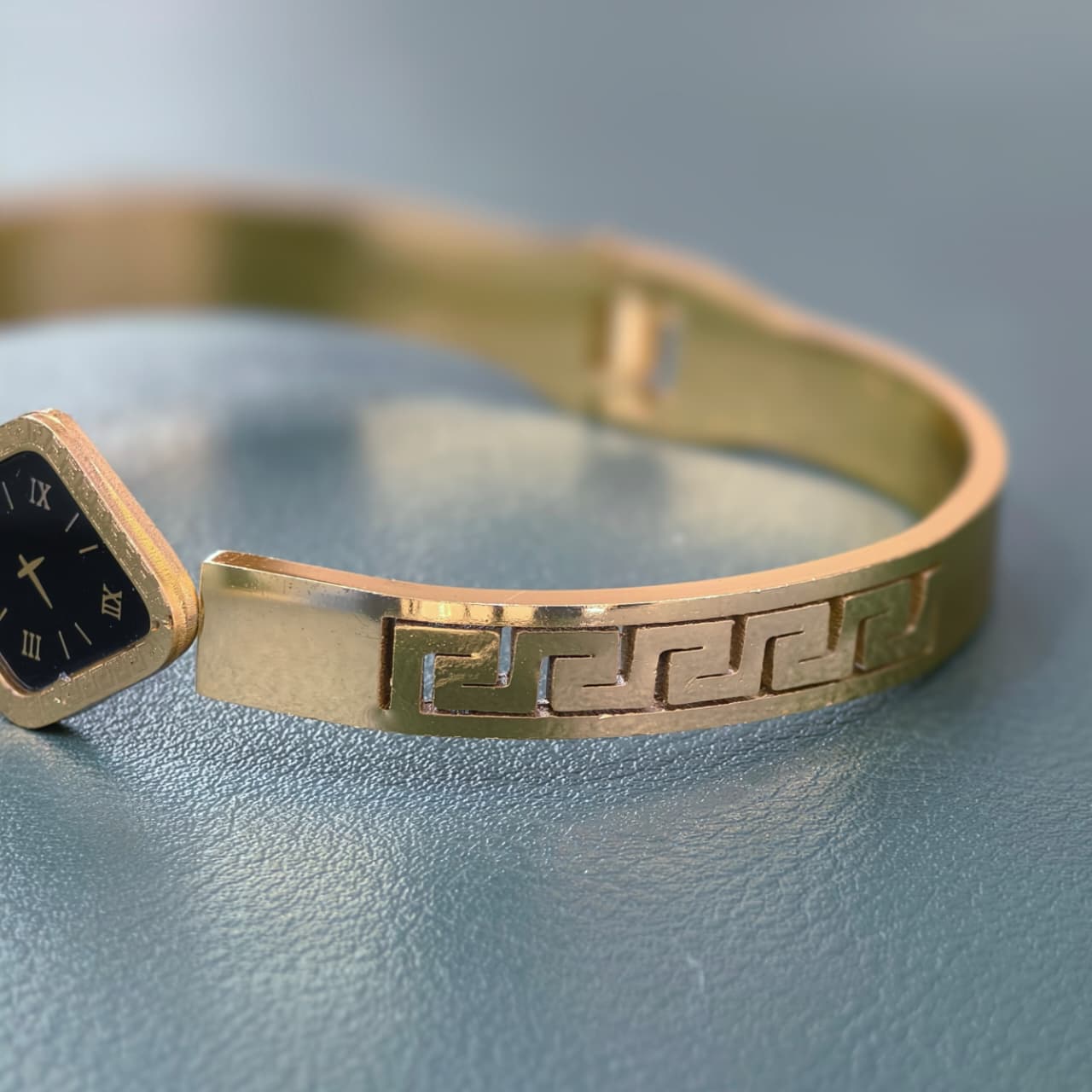 watch kada (Non functional)