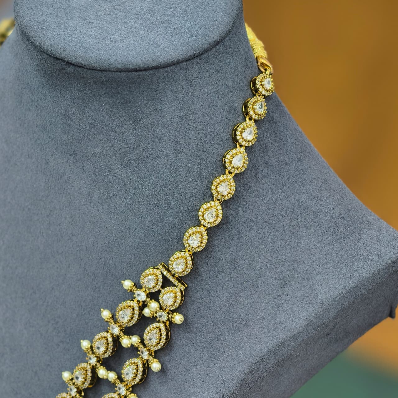 Double Layers White stone long neckset
