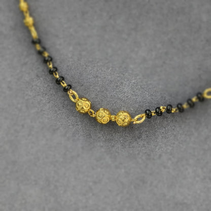 3 Balls Short Black & Gold Beads