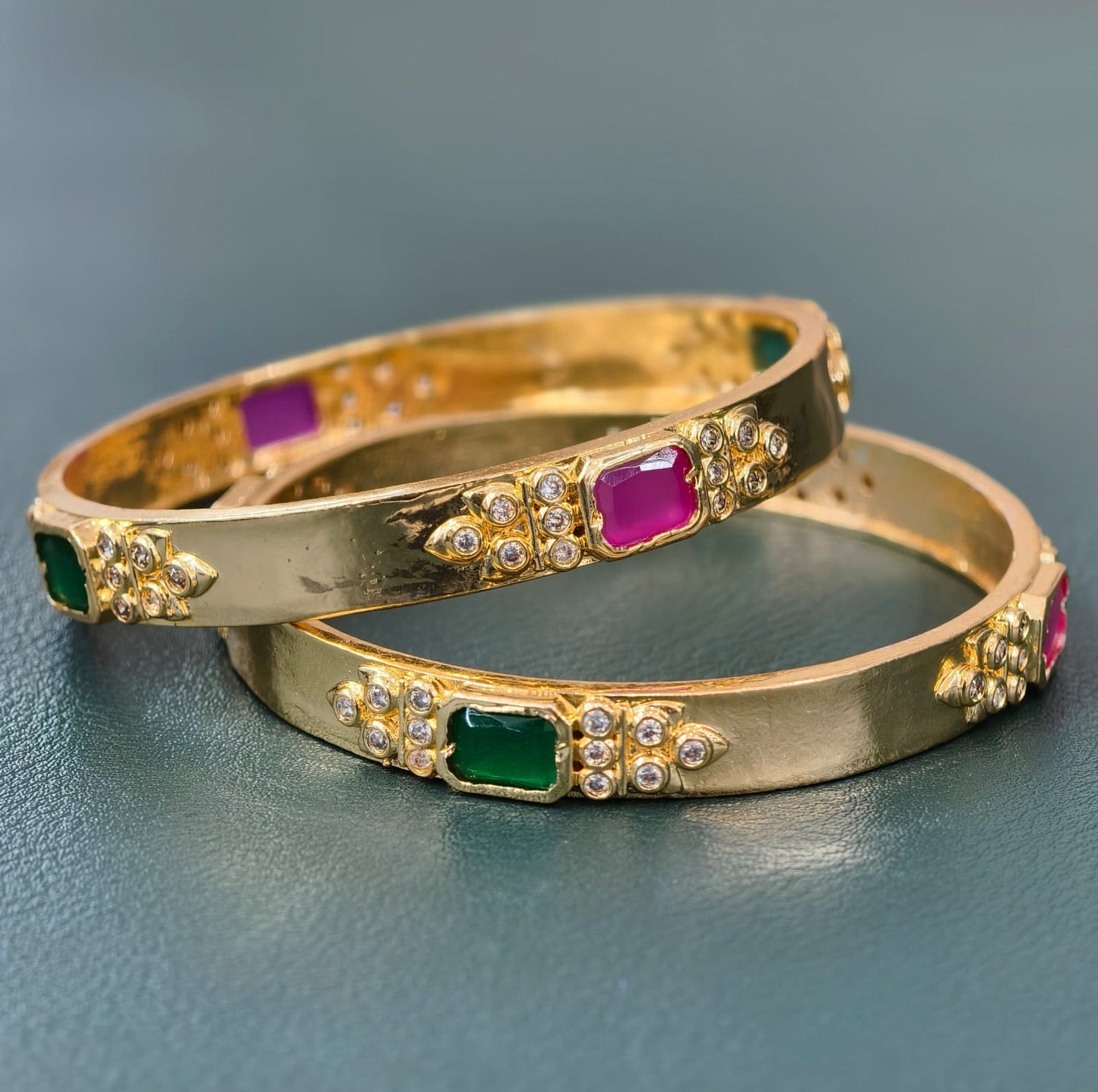 bangles (2.4)