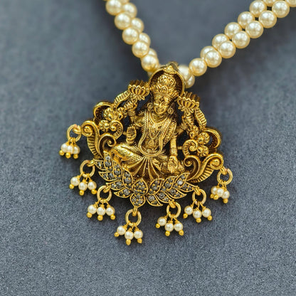 Laxmi Pendant with swarovski beads