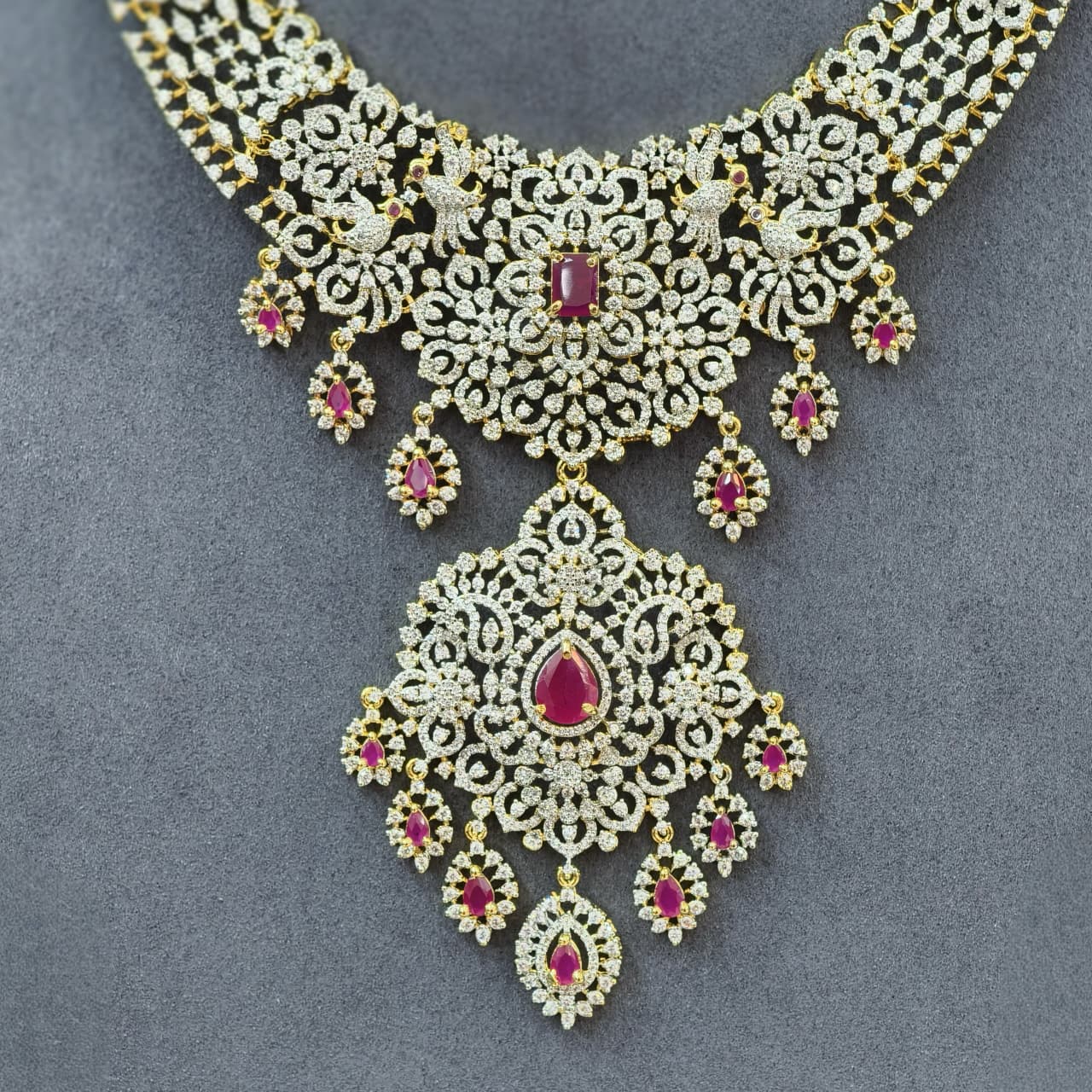 Diamond Neckset (pink)