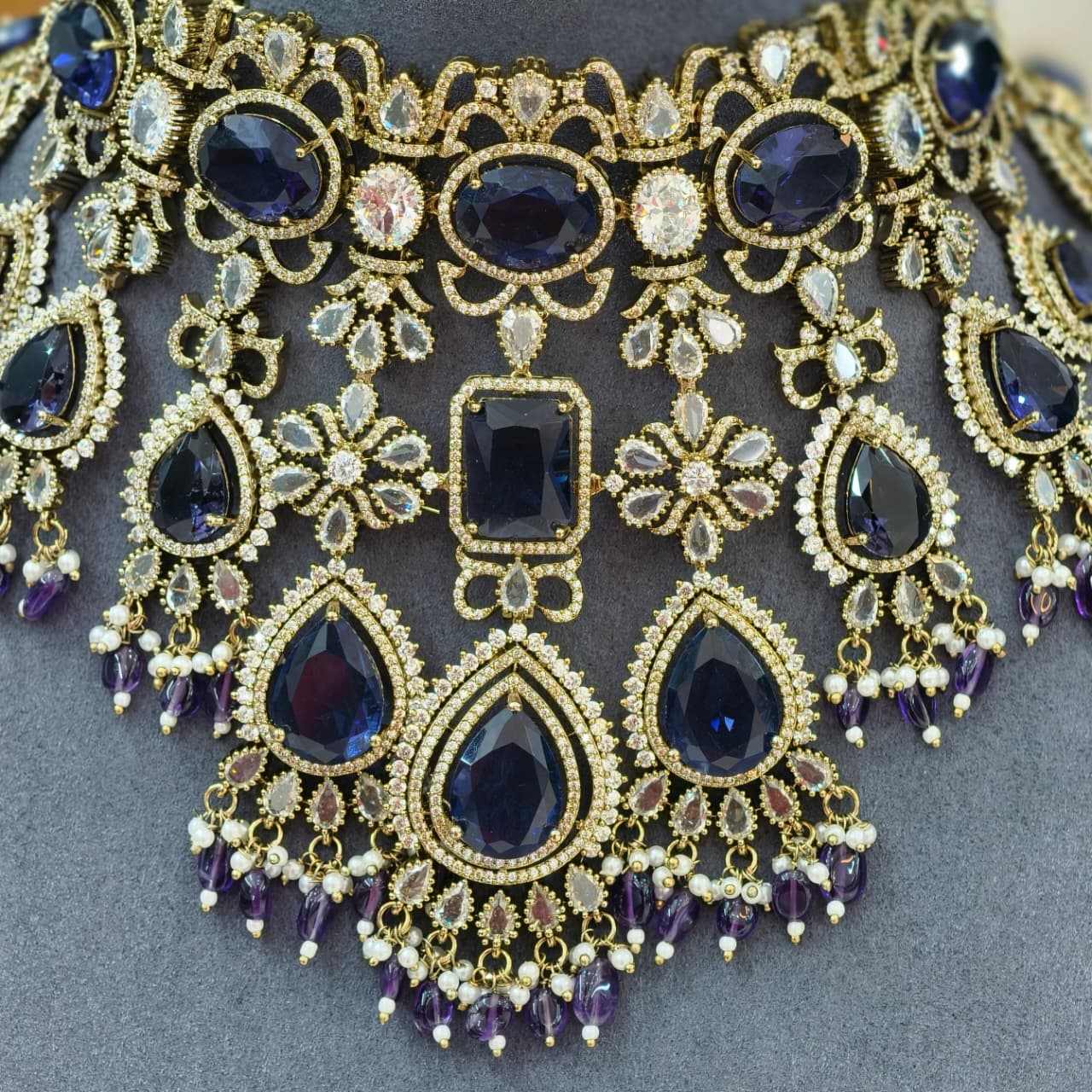 CHOCKER (MOISSANITE STONE'S)