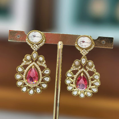 Victorian Chocker (Ruby & Green)